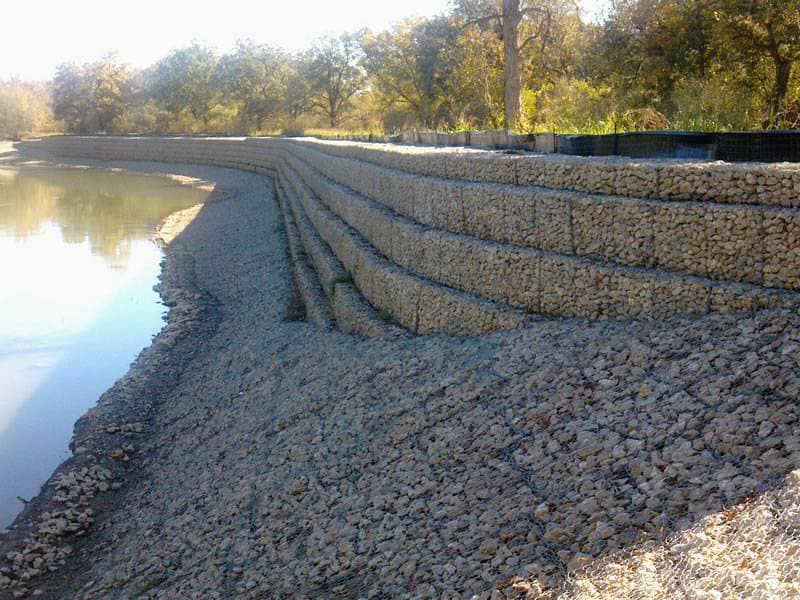 Gabions for alleviating floods